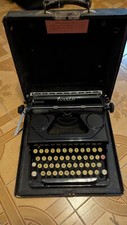 Macchina scrivere portatile usato  Torino