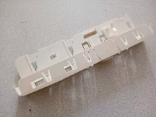 7427128 cache clip d'occasion  Bourbonne-les-Bains