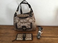 Coach ensemble sac d'occasion  Les-Issambres