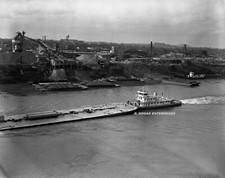 C.1954 pusher tug for sale  White House