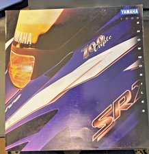 1999 yamaha snowmobile d'occasion  Expédié en Belgium