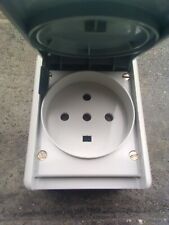 Legrand prise étanche d'occasion  Rouen-