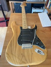 Fender stratocaster baujahr gebraucht kaufen  Deidesheim