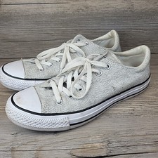 Size women converse for sale  Midlothian