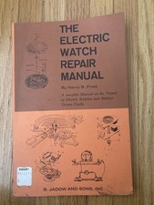 The Electric Watch Repair Manual by Henry B Fried, 1972, usado comprar usado  Enviando para Brazil