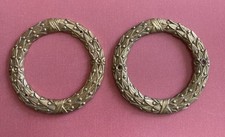 Paire ancien ornement d'occasion  Gommegnies