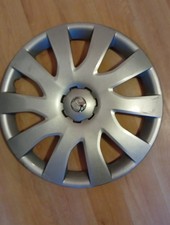 vivaro wheel trims for sale vivaro wheel trims for sale  HORSHAM