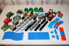 Juego de tren cápsula con pistas y accesorios para un tiempo de juego divertido sin fin segunda mano  Embacar hacia Mexico