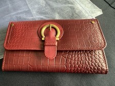 Genuine leather croc for sale Genuine leather croc for sale  ST. ASAPH