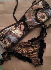 Bikini fascia omero usato  Ziano Piacentino