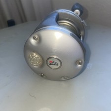 Carretel de discagem Abu Garcia 6501Cl3 prata/ouro crista comprar usado  Enviando para Brazil