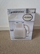 Daewoo cream sienna for sale Daewoo cream sienna for sale  BIRMINGHAM