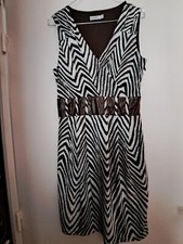 Robe ecrue marron d'occasion  Châtillon