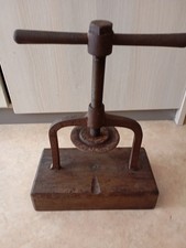 Ancienne presse pressoir d'occasion  Agen