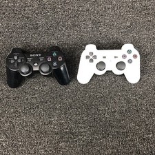 Controles PS3 preto e branco funcionando sem cabo de carregamento (como estão) comprar usado  Enviando para Brazil