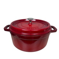 Staub cocotte round for sale  Annapolis