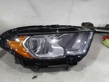 Conjunto de farol direito usado serve: Ford Ecosport SE R 2019. Grau direito B comprar usado Conjunto de farol direito usado serve: Ford Ecosport SE R 2019. Grau direito B comprar usado  Enviando para Brazil