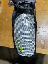 Usado, Caneleiras de futebol Nike Protegga Flex tamanho adulto grande 6B comprar usado Usado, Caneleiras de futebol Nike Protegga Flex tamanho adulto grande 6B comprar usado  Enviando para Brazil