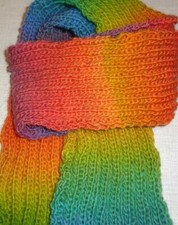 Handgestrickter schal regenbog gebraucht kaufen  Frankfurt am Main