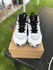 Volleyball shoes mizuno usato Volleyball shoes mizuno usato  Schivenoglia