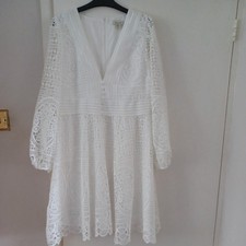 Oasis white premium for sale  SWANSEA