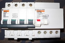Disjoncteur differentiel 4p. d'occasion  Barr