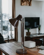 Articulated desk lamp d'occasion  Expédié en Belgium