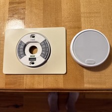 Nest thermostat e360129 d'occasion  Expédié en Belgium