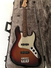 Fender jazz bass usato  Vejano