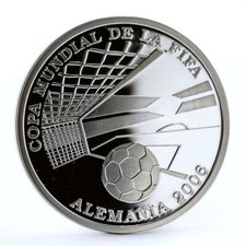 Moeda de prata bola de campo Paraguai 1 guarani Copa do Mundo de Futebol na Alemanha 2004 comprar usado  Enviando para Brazil