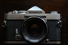 Konica autoreflex fotocamera usato  Italia