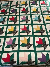 PAR Vintage de Colchas PATCHWORK (2) Padrão de Tulipa com Borda Verde Gêmea/Completa comprar usado  Enviando para Brazil