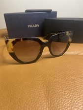 Lunettes soleil prada d'occasion  Louvres