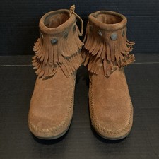 Women minnetonka brown for sale  Broken Arrow