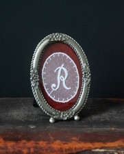 Mini framed knit for sale  LEVEN
