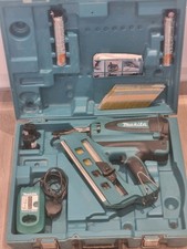 Makita gn900se first for sale  BRACKNELL