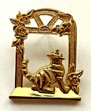 Pin broche adorable d'occasion  Paris XV