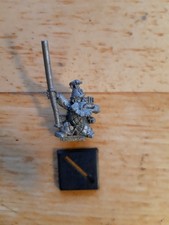 Warhammer portabandiera dei usato Warhammer portabandiera dei usato  Spedire a Italy
