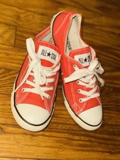 Red converse unisex d'occasion  Expédié en Belgium