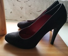 Scarpe donna pumps usato  Ragalna