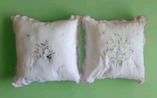 2embroidered pillows flowers for sale  La Grange