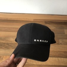 Oakley trucker snapback for sale Oakley trucker snapback for sale  NEWCASTLE UPON TYNE