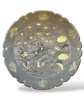 Um carregador excepcional de bronze e metal misto retratando uma cena do Suikoden comprar usado  Enviando para Brazil