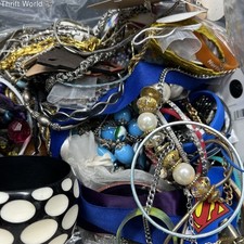 5 jewelry for sale 5 jewelry for sale La Vista