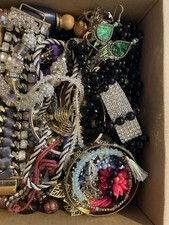 Lot vintage jewelry for sale  Front Royal