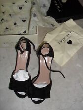 Prestigiose particolari scarpe usato  Palermo