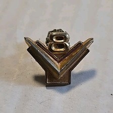 Logotipo Ford V8 vintage década de 1950 dourado OEM capô para-lama caixa de luvas emblema emblema comprar usado  Enviando para Brazil
