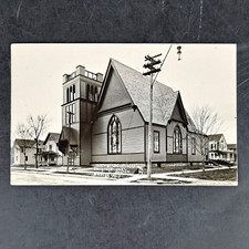 Usado, Cartão postal antigo 1910 foto real crianças no carrinho de correio igreja antigo, WI RPPC! comprar usado  Enviando para Brazil