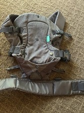 Transportador Infantino Flip Advanced 4 em 1 - Ergonômico, conversível, cinza frontal comprar usado Transportador Infantino Flip Advanced 4 em 1 - Ergonômico, conversível, cinza frontal comprar usado  Enviando para Brazil