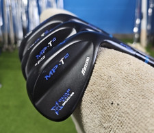 Mizuno t10 black d'occasion  Expédié en Belgium